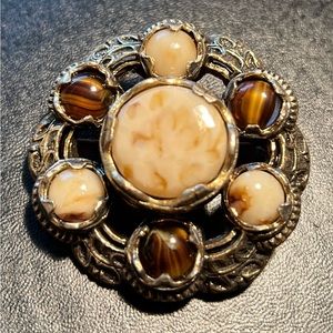 Vintage British Scottish Gold Tone Brooch
